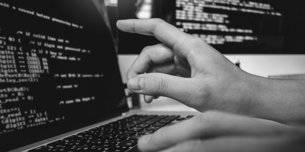 Peritajes Industriales Lavapiés · Informes Periciales de Delitos Cibernéticos